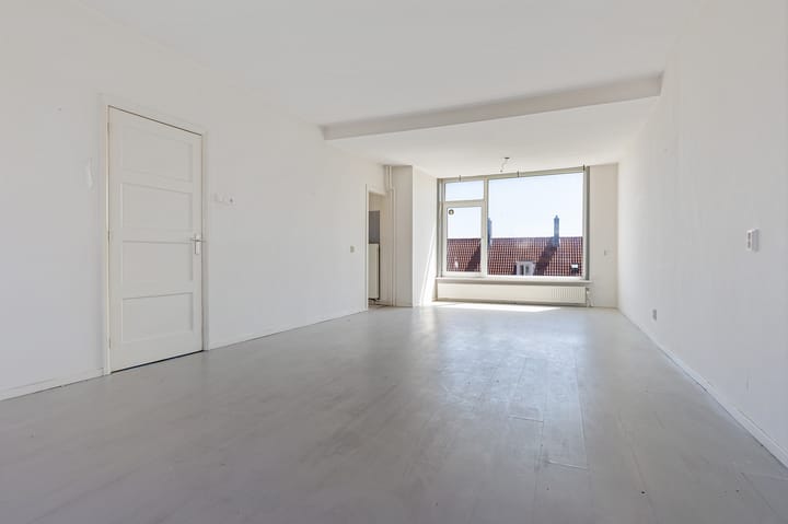 Studio te koop: Burgemeester Engelbertsstraat 16, Zandvoort