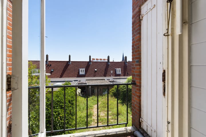 Studio te koop: Burgemeester Engelbertsstraat 16, Zandvoort