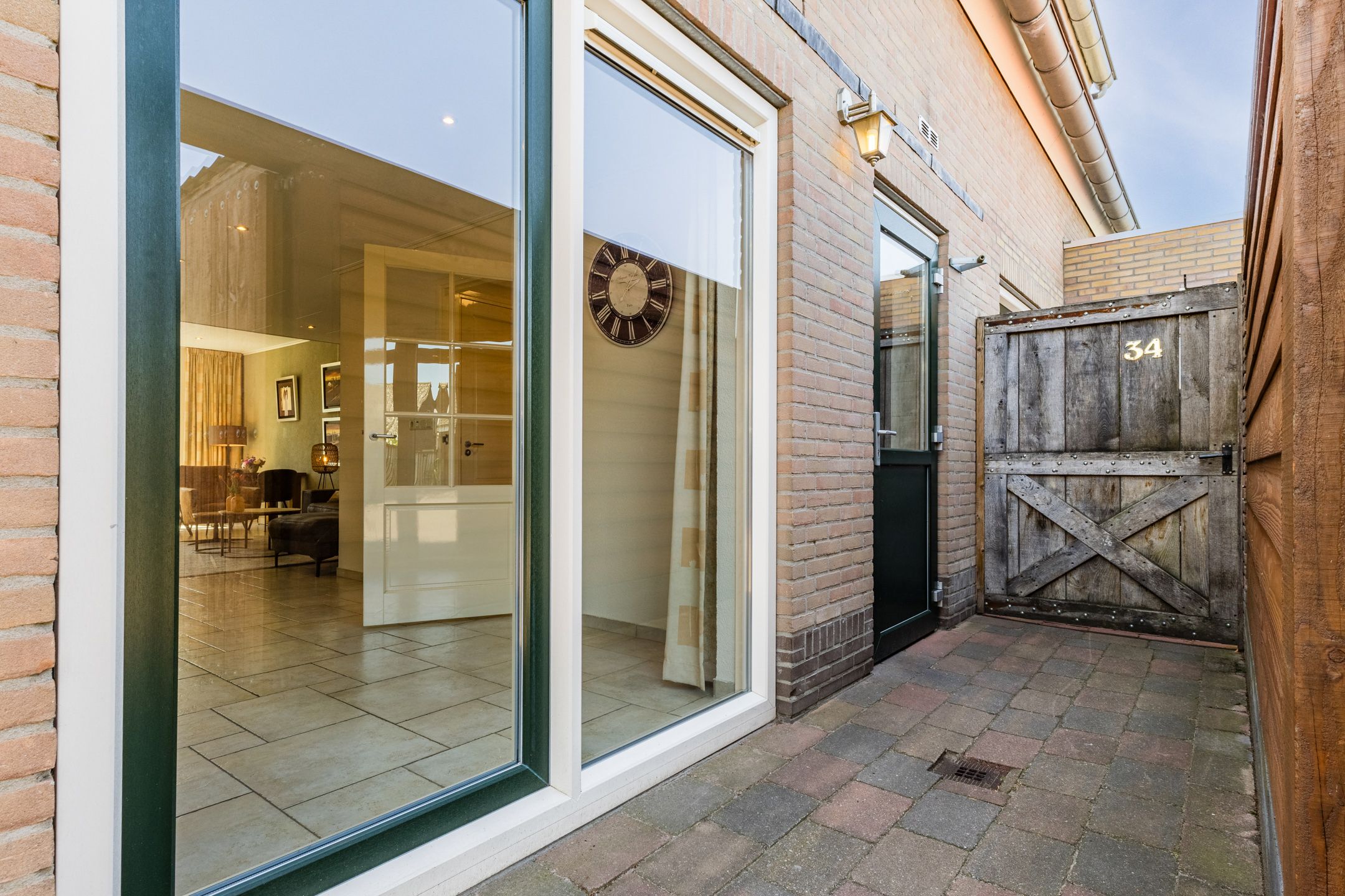 Foto 42 van Spoorstraat 36