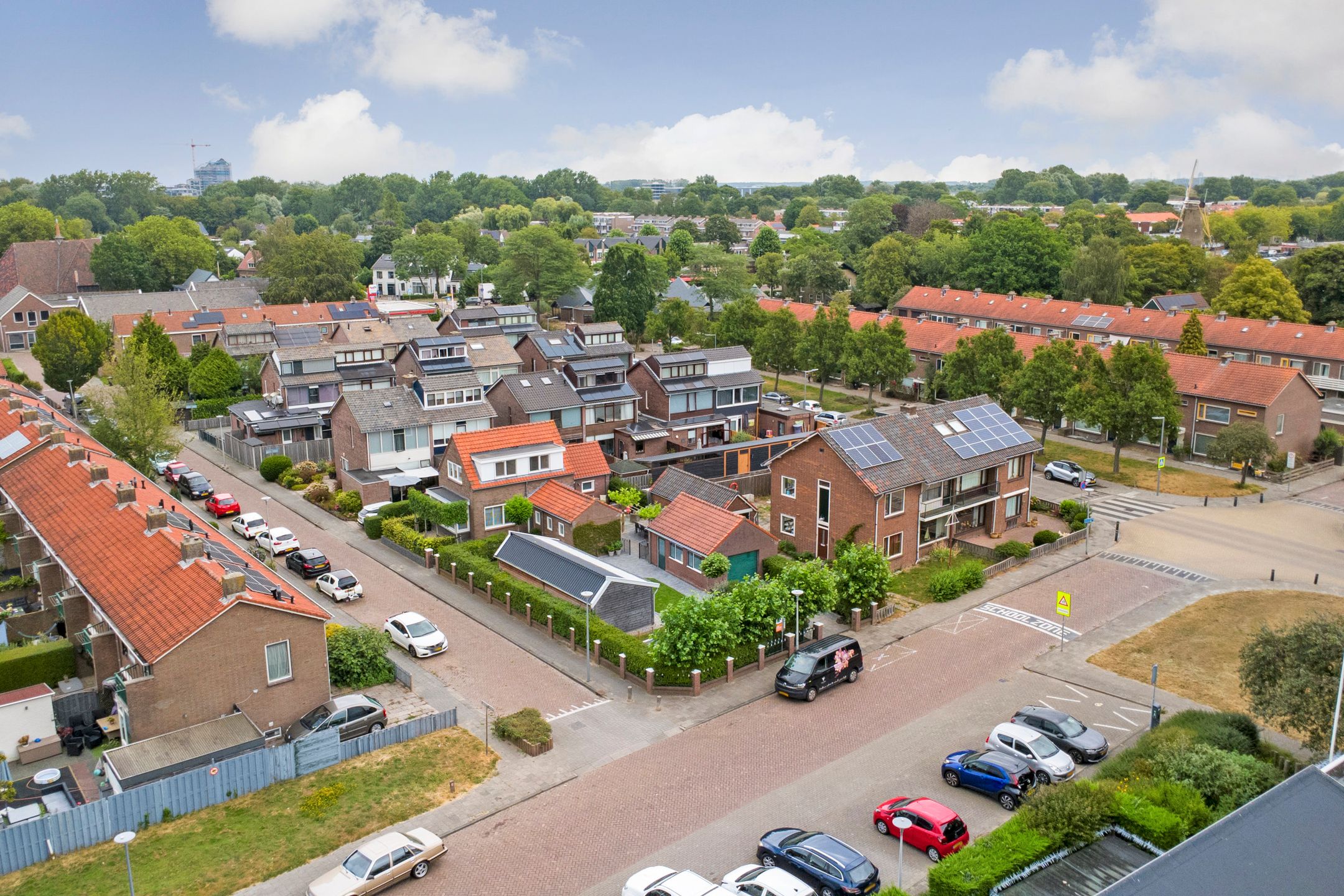 Foto 42 van De Ruijterstraat 25