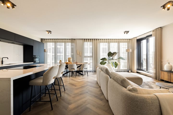 Appartement te koop: Mies van der Rohestraat 171, Hoofddorp