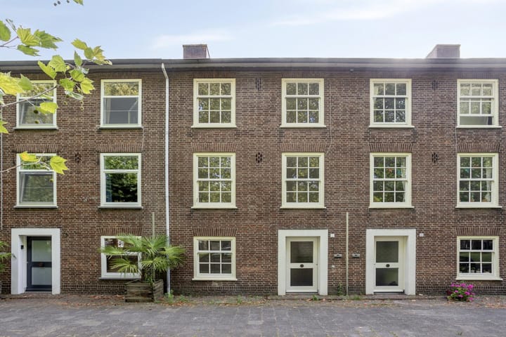 Tussenwoning te koop: Heuvelbrink 21, Breda