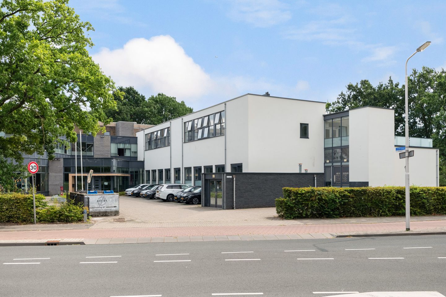 Foto 20 van Liendertseweg 81-E
