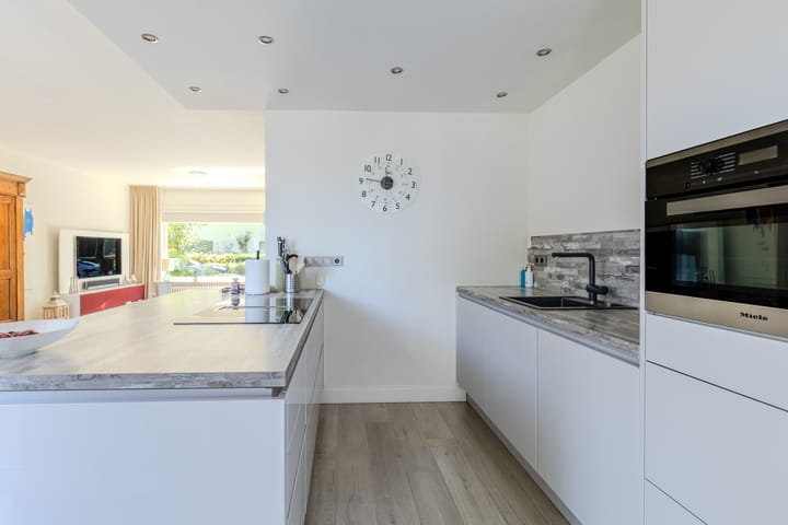Tussenwoning te koop: Jekerschans 52, Maastricht