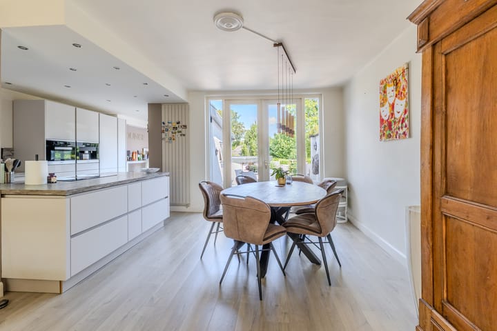 Tussenwoning te koop: Jekerschans 52, Maastricht