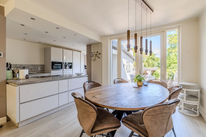 Tussenwoning te koop: Jekerschans 52, Maastricht