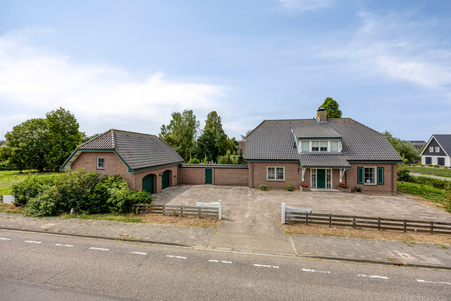 Foto 1 van Randweg 2