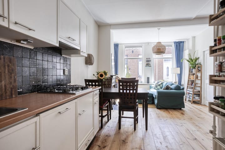Tussenwoning te koop: Dijkstraat 20, Kampen