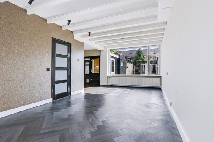 Tussenwoning te koop: Vlierweg 96, Nunspeet