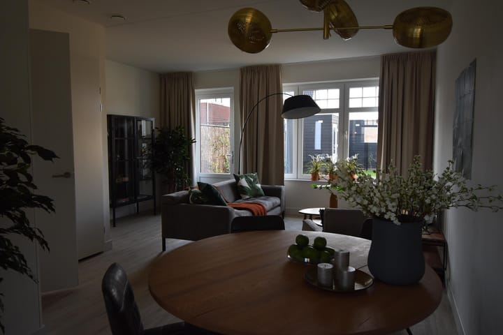 Foto 4 van Weegbree 23