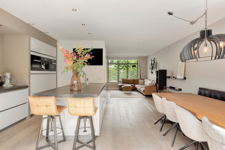 Hoekwoning te koop: Cuijkstraat 1, Uden