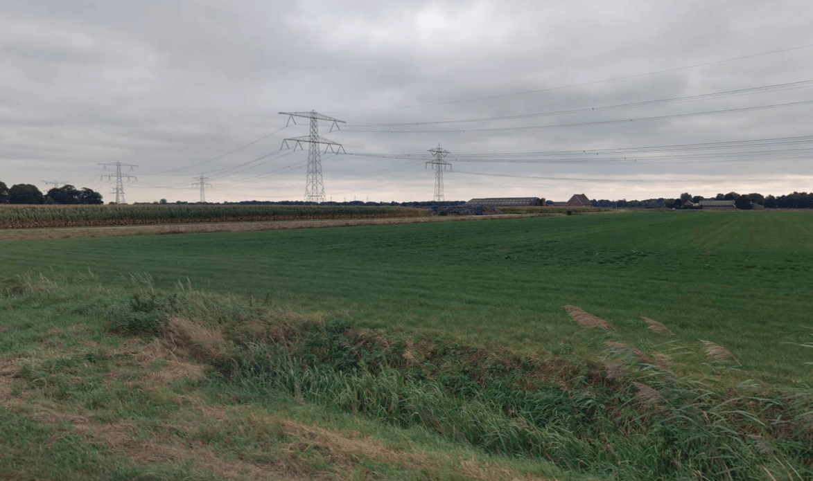 View photo 2 of Wilgenweg
