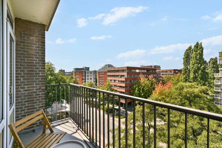 Appartement te koop: Mr. G. Groen van Prinstererlaan 401, Amstelveen