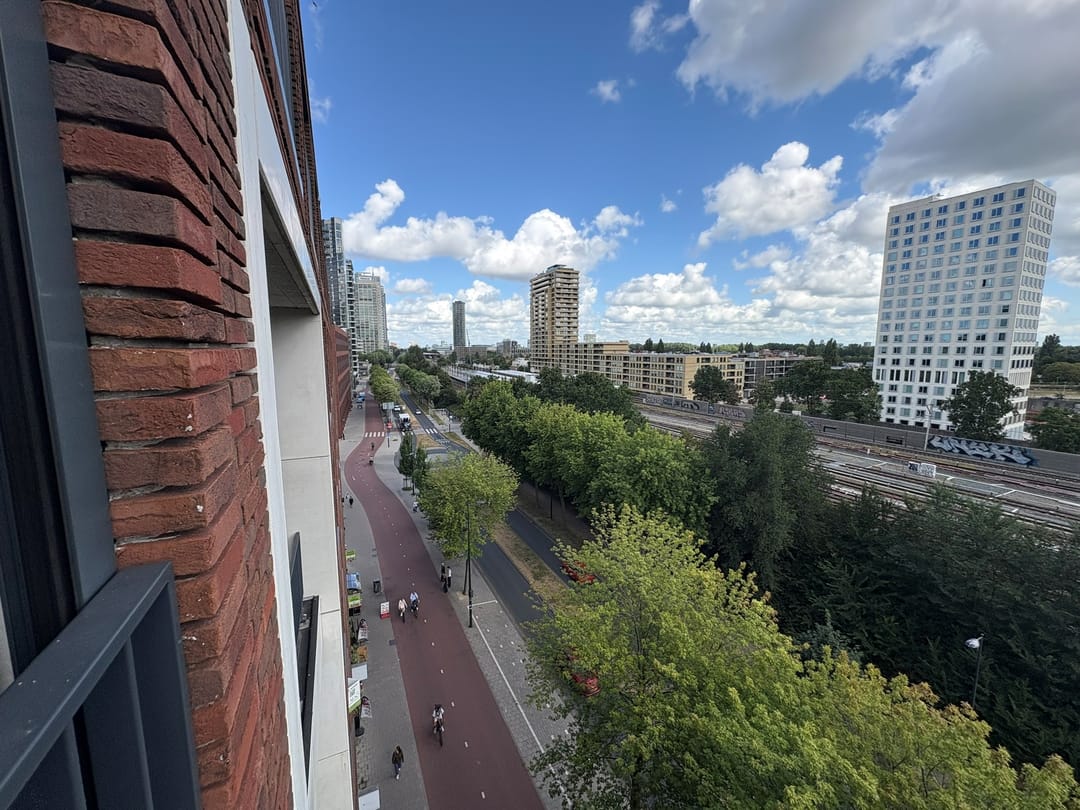 Photo 8 of Welnastraat 517