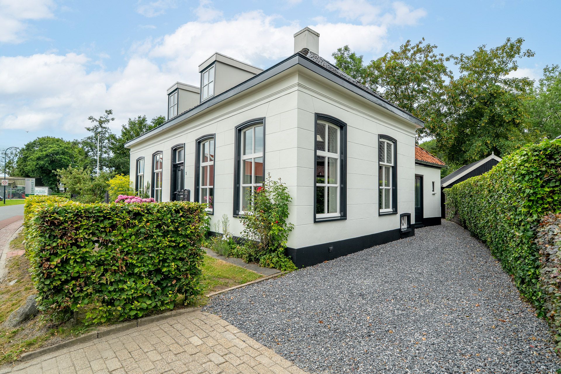 Photo 87 of Winsumerweg 1