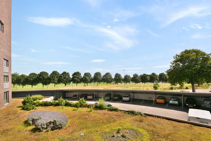 Appartement te koop: Beatrixlaan 32, Beverwijk