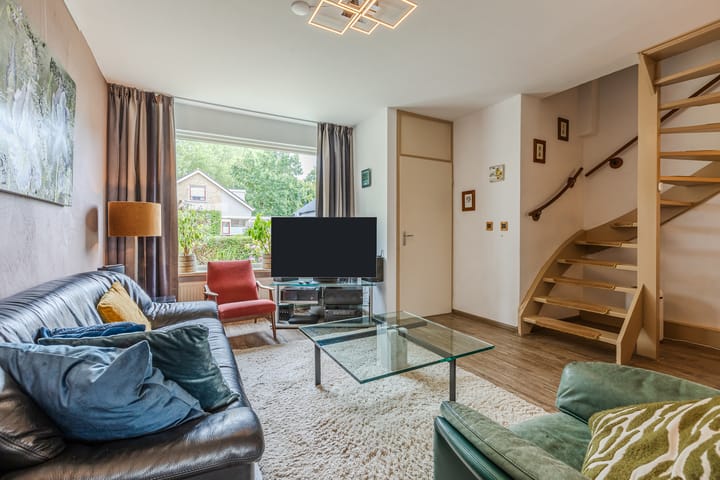 Photo 4 of Dokter van Vuurestraat 6