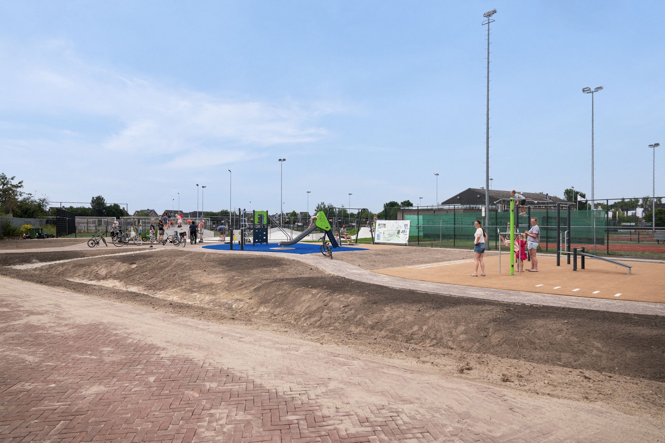 Foto 39 van Sportparklaan 12
