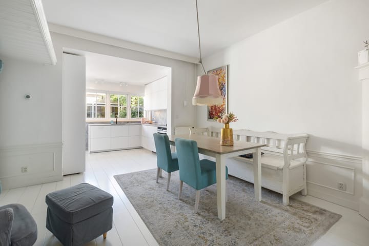 Tussenwoning te koop: Leeghwaterstraat 76, Hilversum