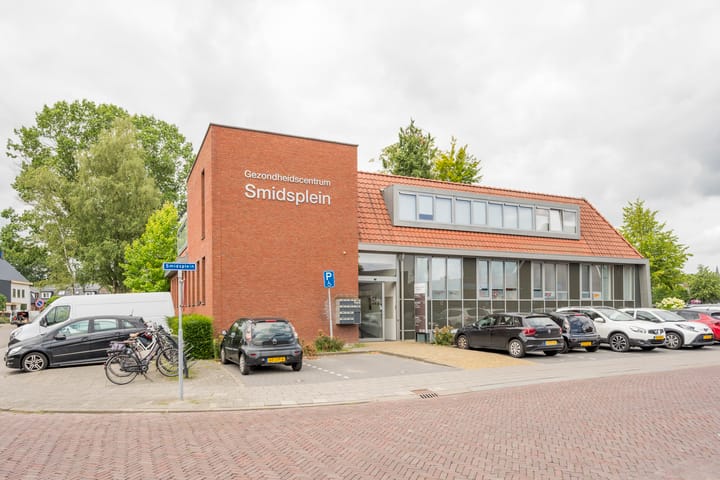 Smidsplein 24