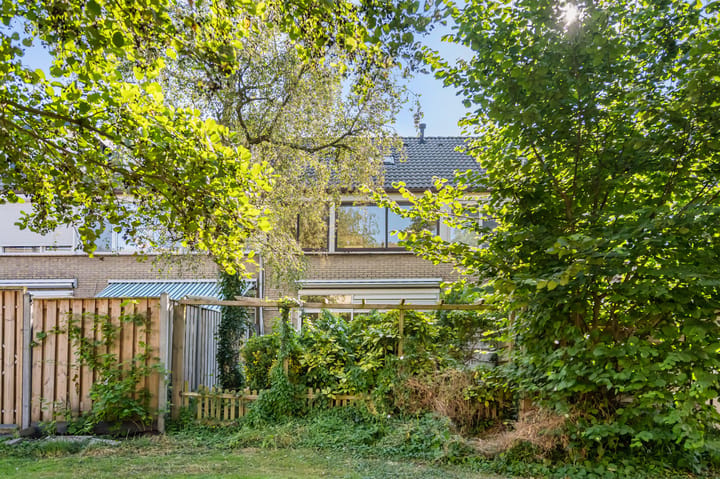 Tussenwoning te koop: Twiskeweg 125, Zaandam