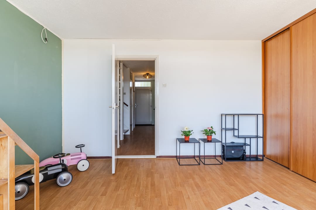Photo 11 of Leliestraat 34