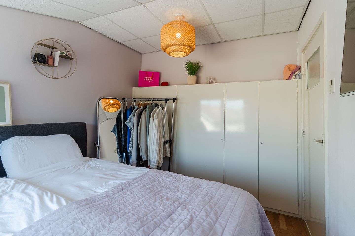 Photo 29 of Leliestraat 34