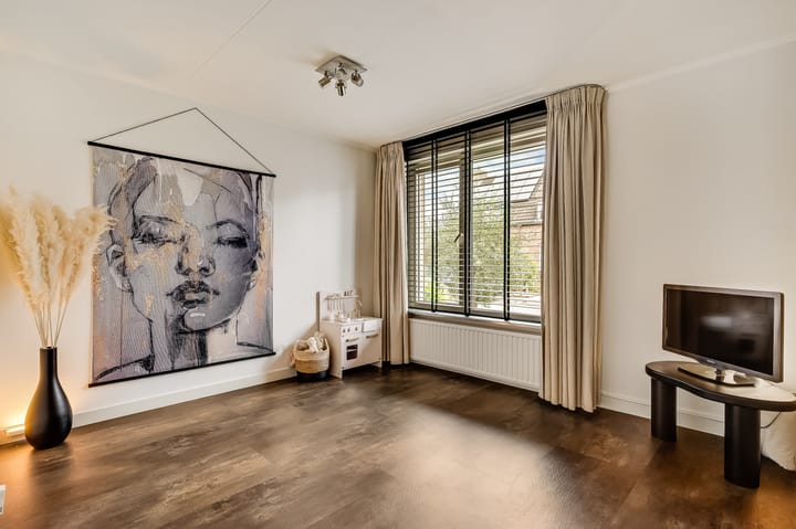 Tussenwoning te koop: Coupmansstraat 4, Roggel