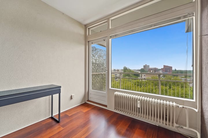 Appartement te koop: Ametisthorst 213, 'S-Gravenhage
