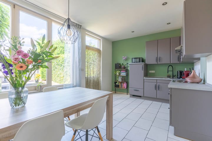 Tussenwoning te koop: Honigmannstraat 13A, Landgraaf