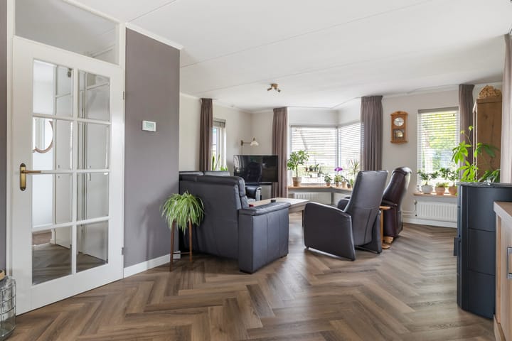 Vrijstaande woning te koop: Aletta Jacobsstraat 12, Veenoord