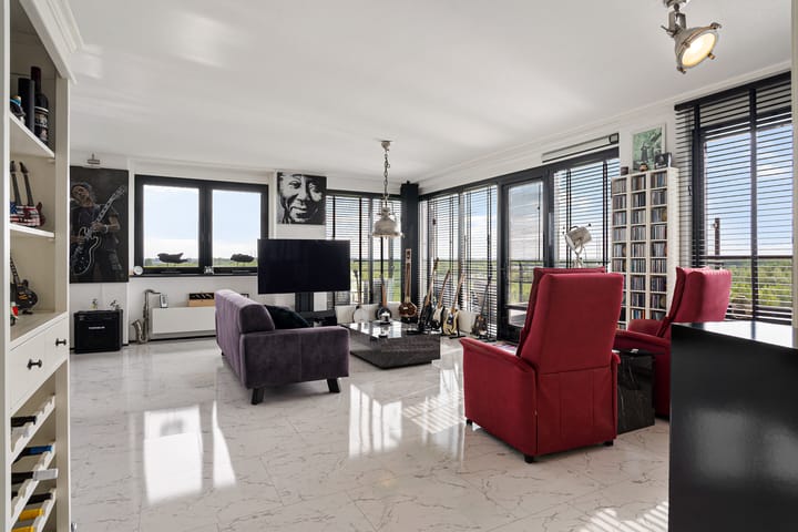Appartement te koop: Adigestroom 230, Zoetermeer