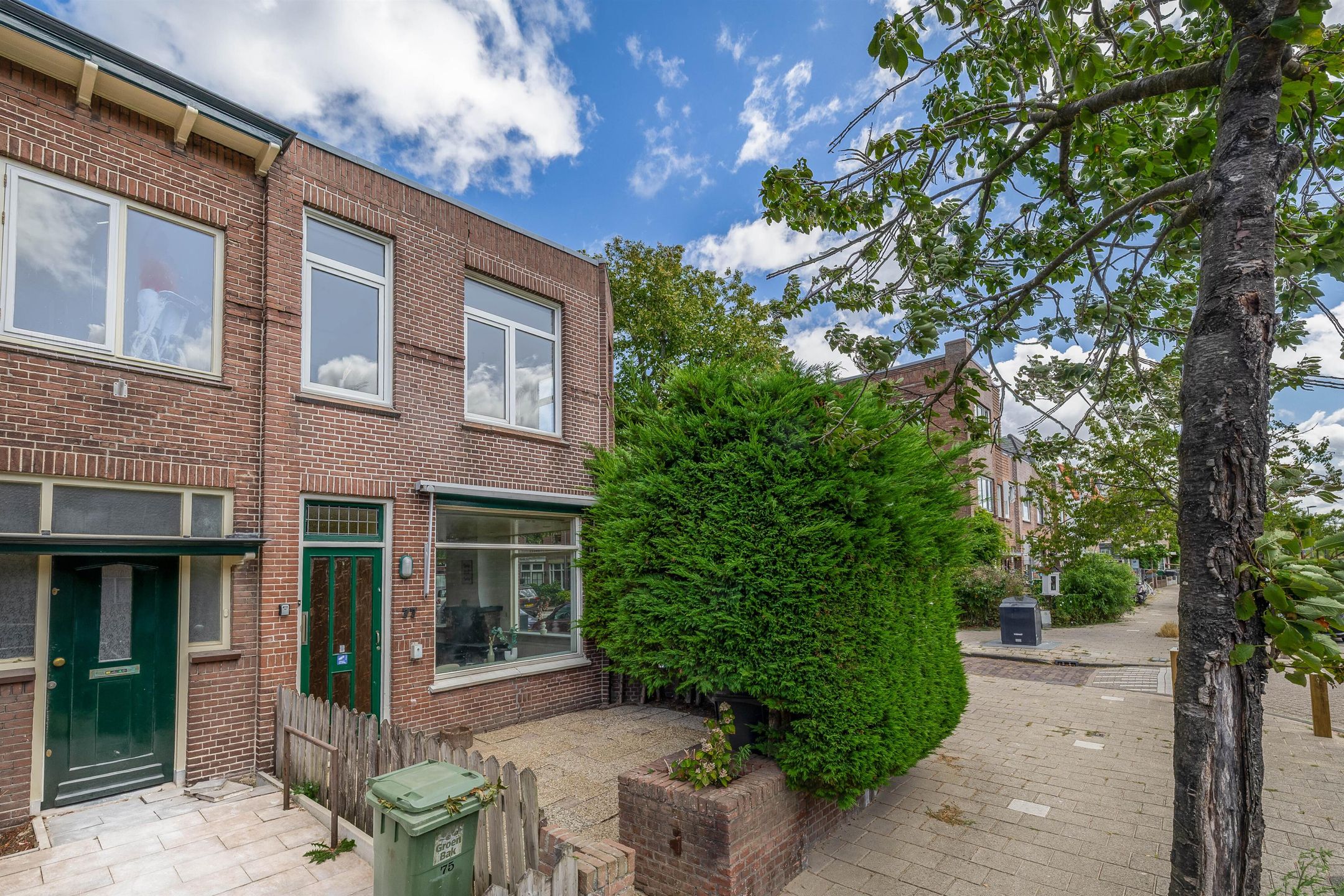 Floresstraat 77 