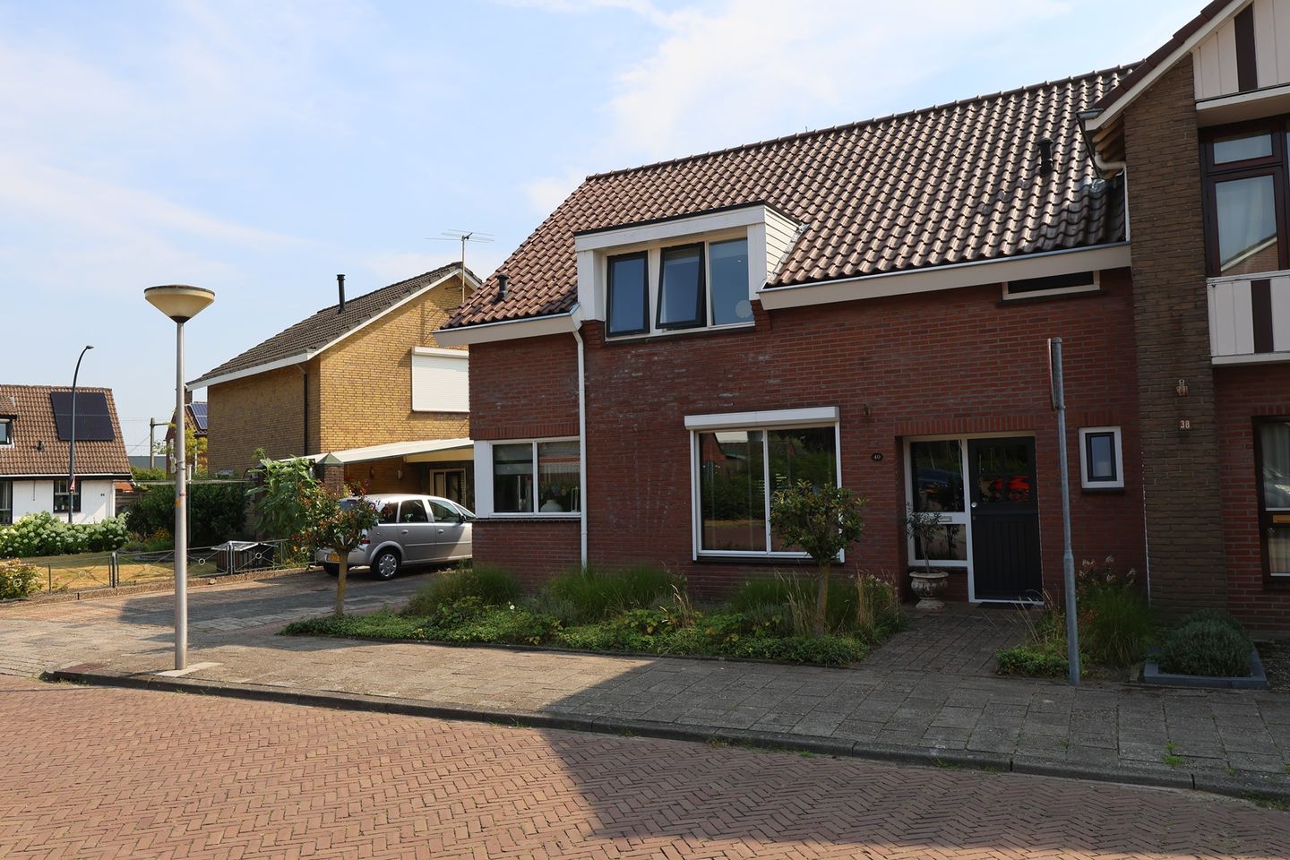 Photo 35 of Emmastraat 40