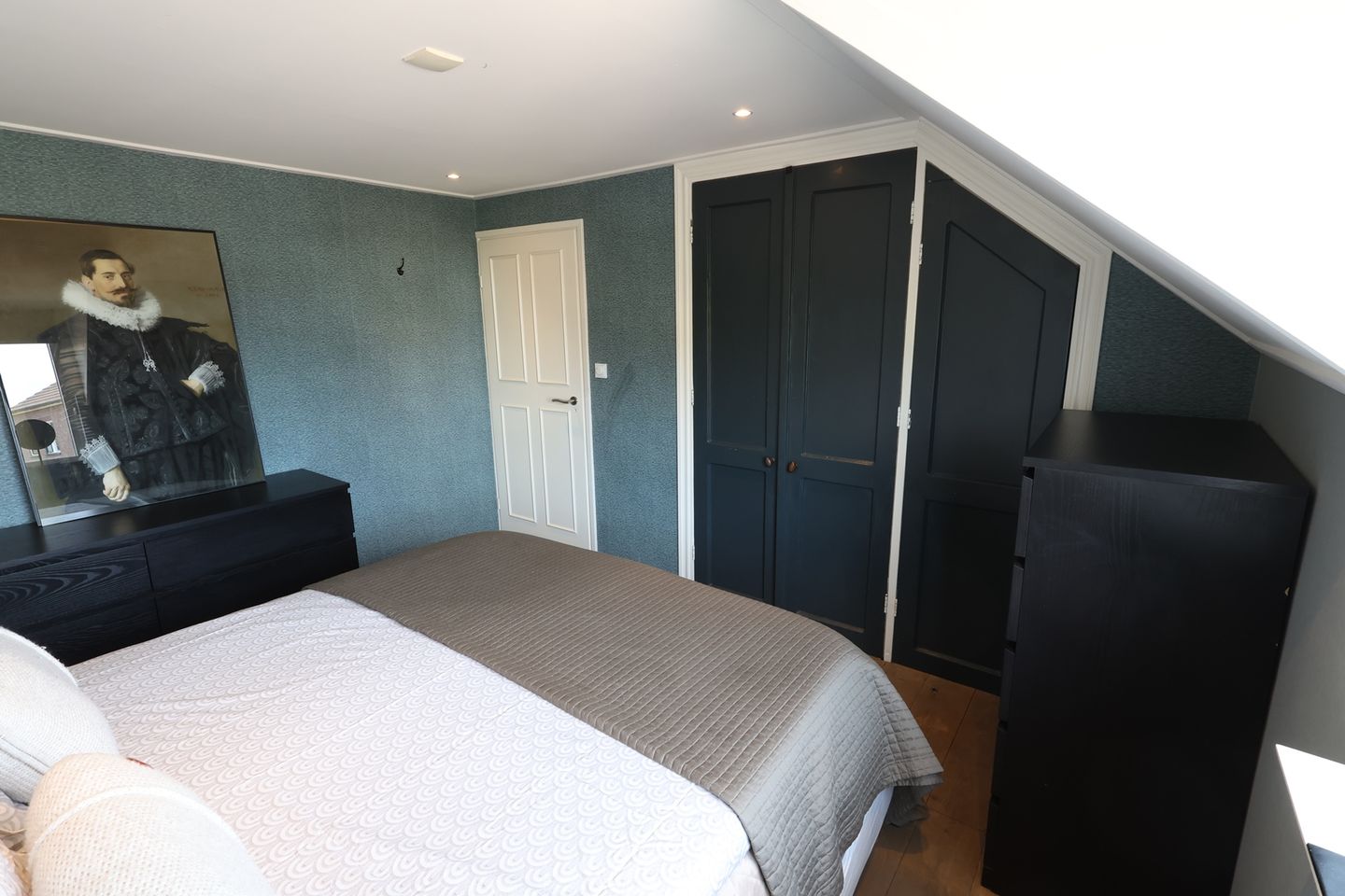 Photo 19 of Emmastraat 40