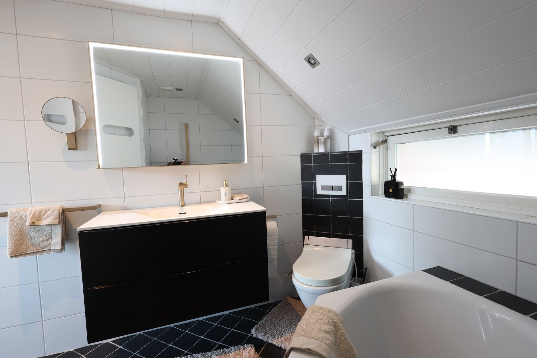 Photo 21 of Emmastraat 40