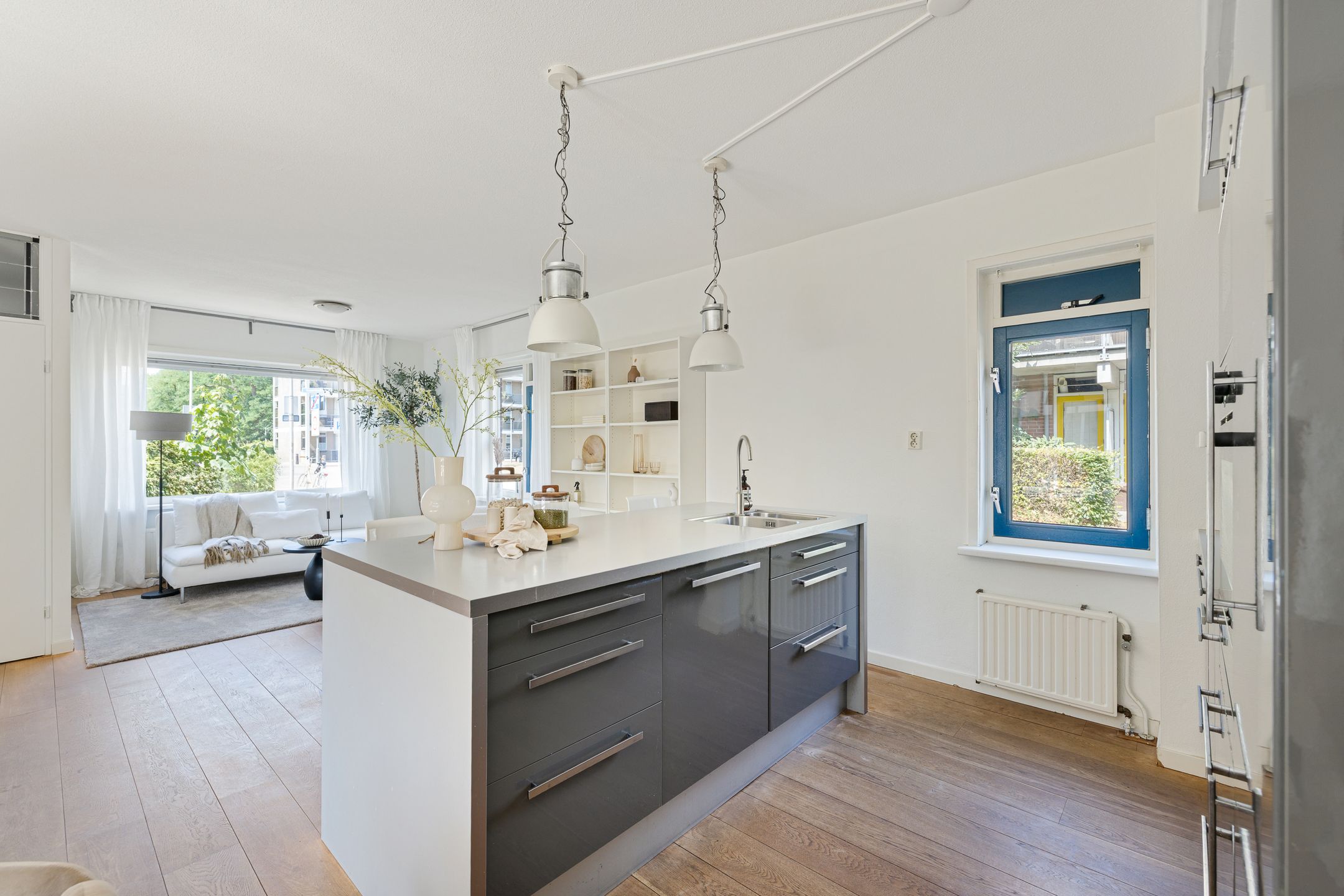 Photo 9 of Gazellestraat 2