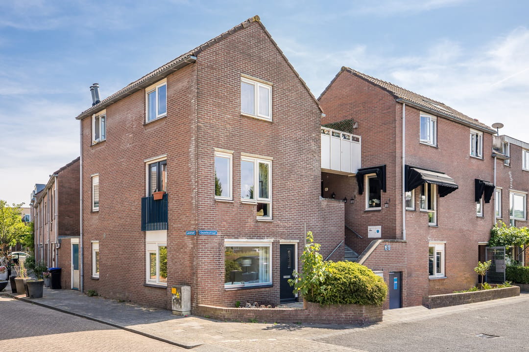 Photo 38 of Gazellestraat 2