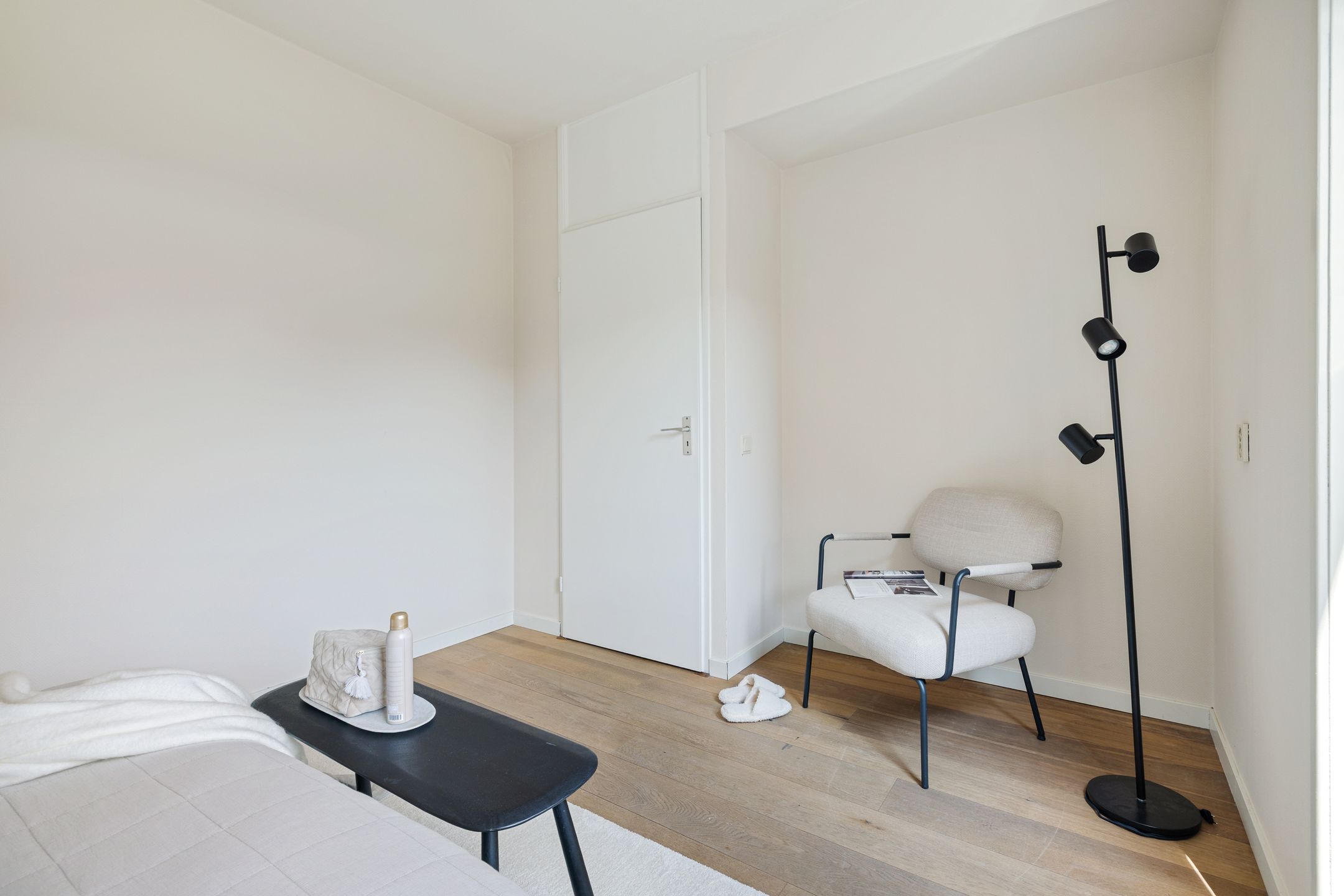 Photo 24 of Gazellestraat 2