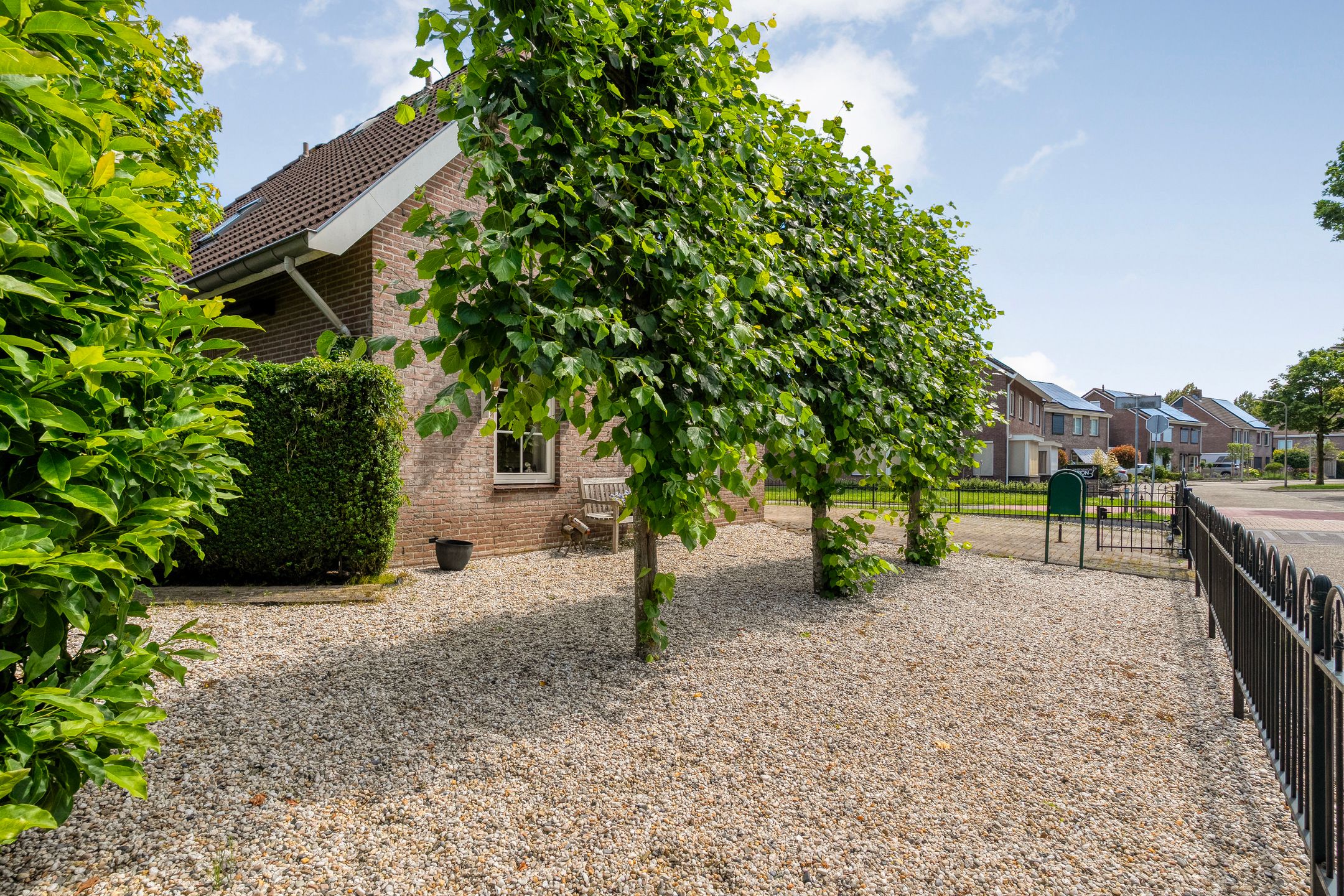 Photo 9 of Goudplevier 2