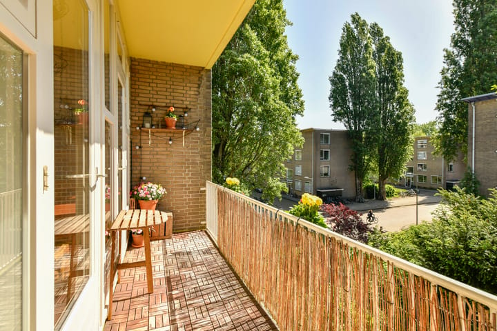 Foto 3 van Avogadrostraat 5-2