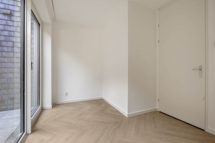 Appartement te huur: Burnhamstraat 141, Hoofddorp
