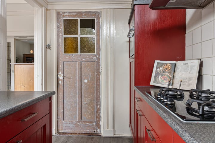 Tussenwoning te koop: Parallelweg 5, Sneek