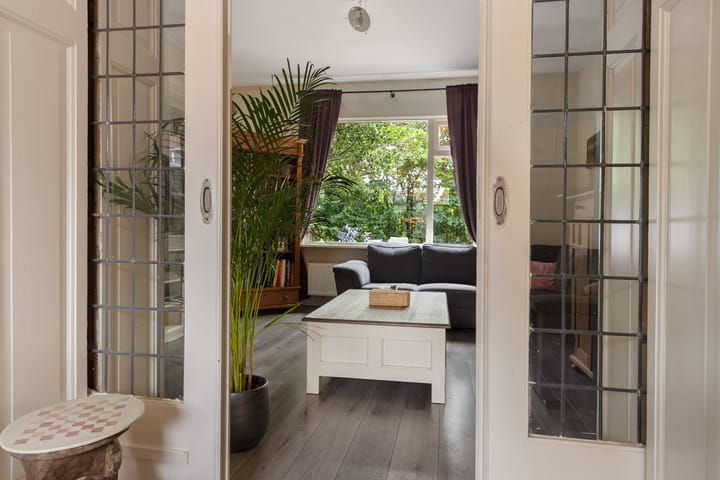 Tussenwoning te koop: Parallelweg 5, Sneek