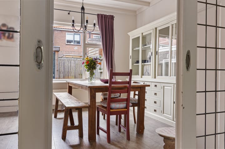 Tussenwoning te koop: Parallelweg 5, Sneek