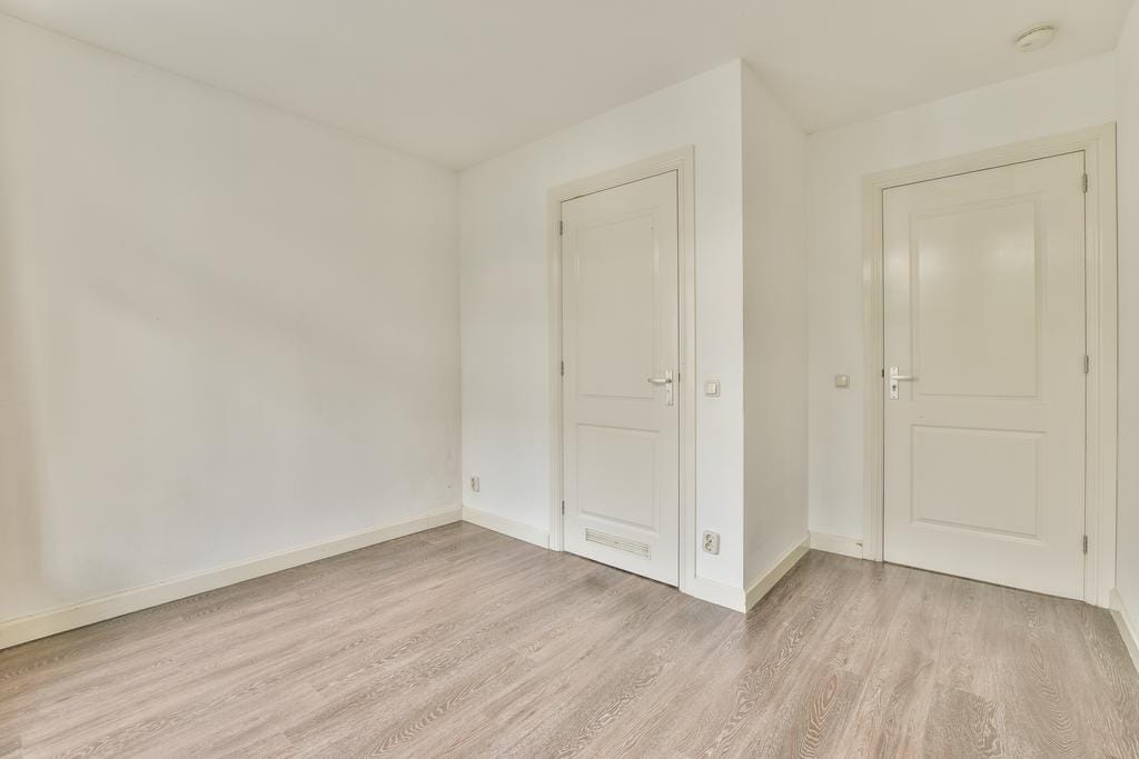 Photo 12 of Jan van Galenstraat 307-1