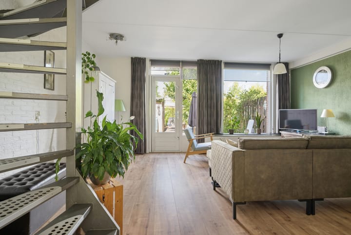 Hoekwoning te koop: Scherpenakker 41, Breda
