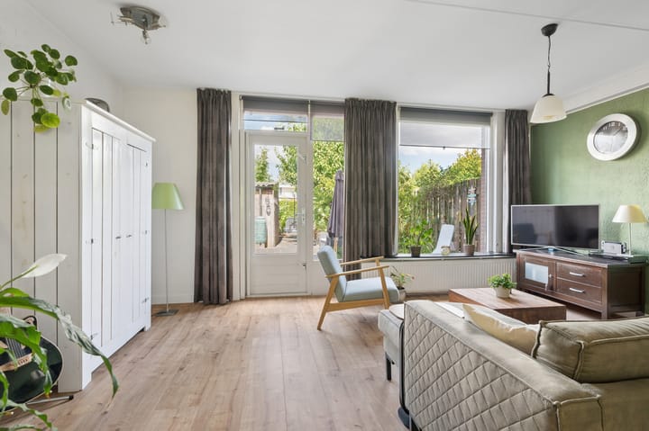Hoekwoning te koop: Scherpenakker 41, Breda