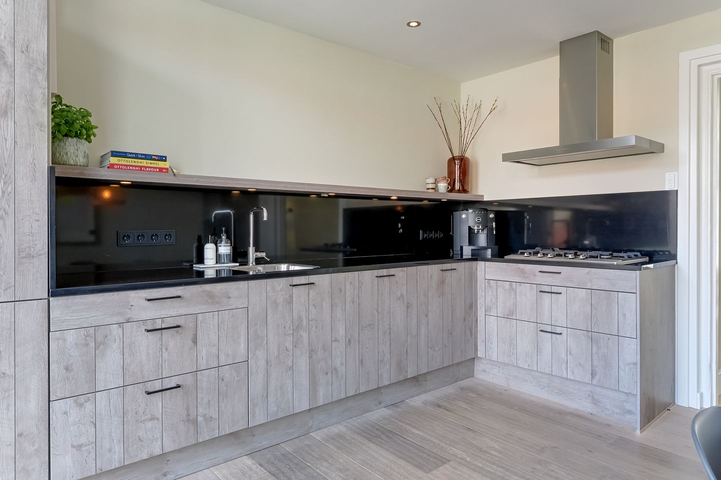 Photo 20 of Grote Noord 8