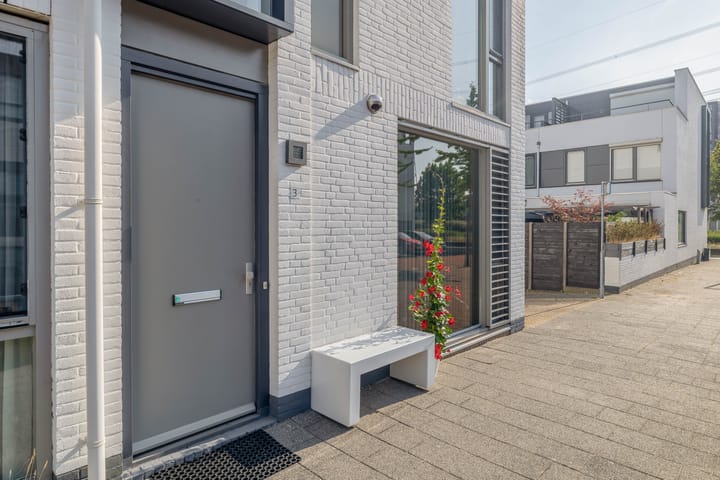 Hoekwoning te koop: Formenterastraat 3, Rotterdam